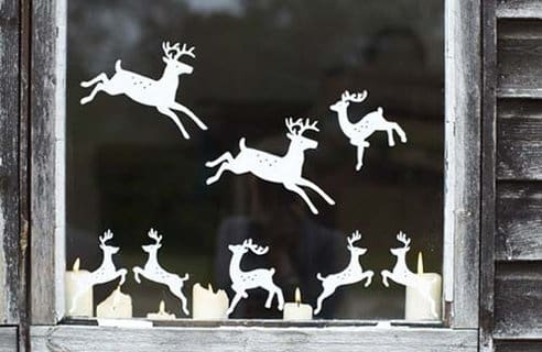 Трафареты на окно на Новый год: как рисовать на стеклах?