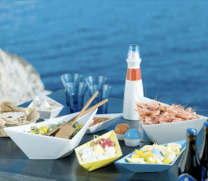 Аксессуары для вашей кухни: посуда в морском стиле от Paper Boat Tableware